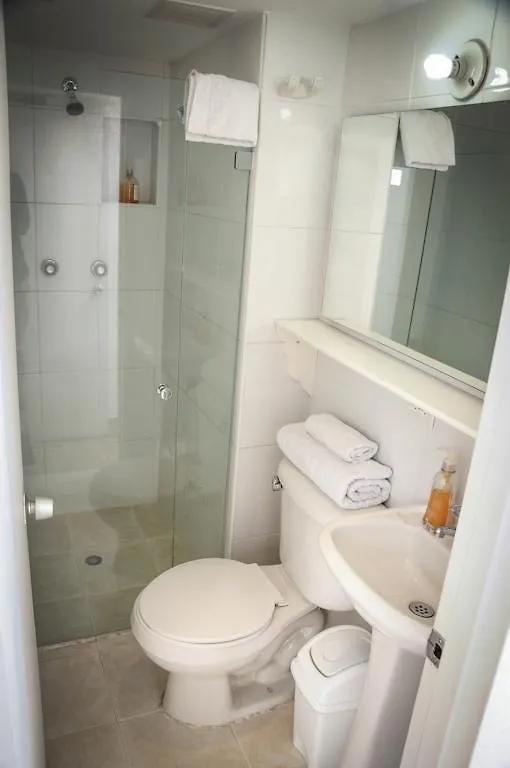 מדיין Hotel Alcazar De Patio Bonito