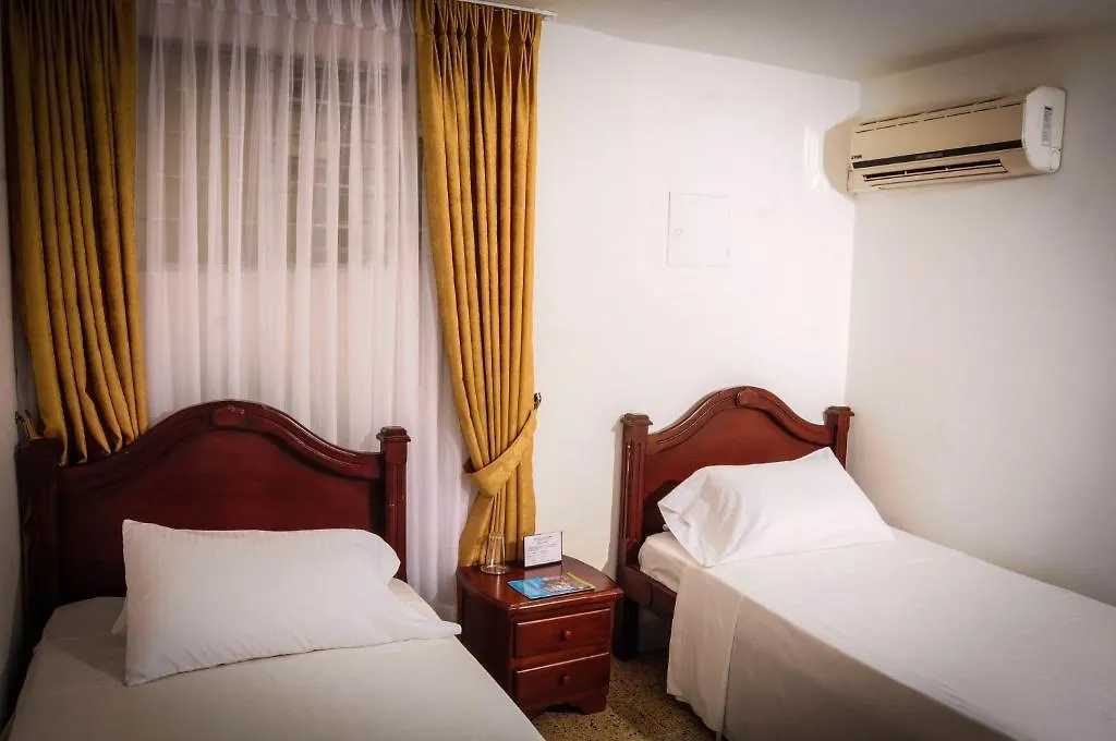 מדיין Hotel Alcazar De Patio Bonito